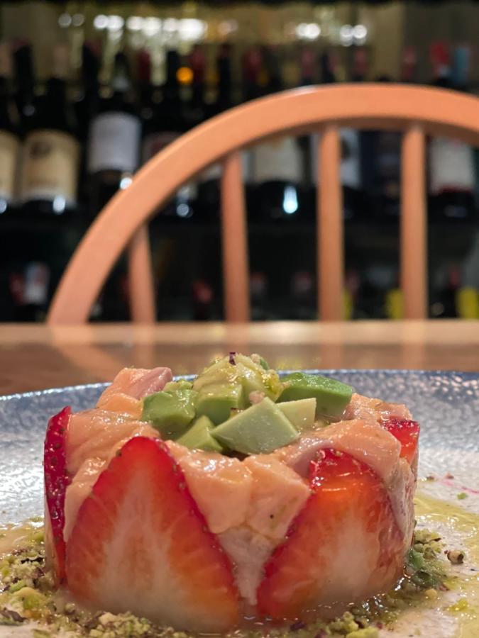 Dim'S Hotel & Restaurant 科尔察 外观 照片