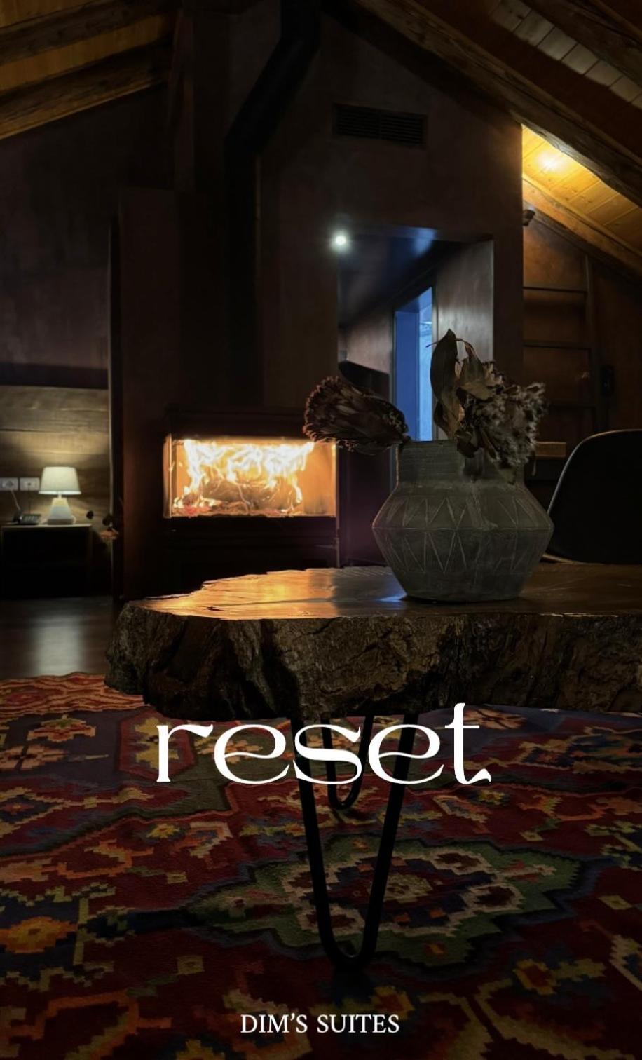 Dim'S Hotel & Restaurant 科尔察 外观 照片