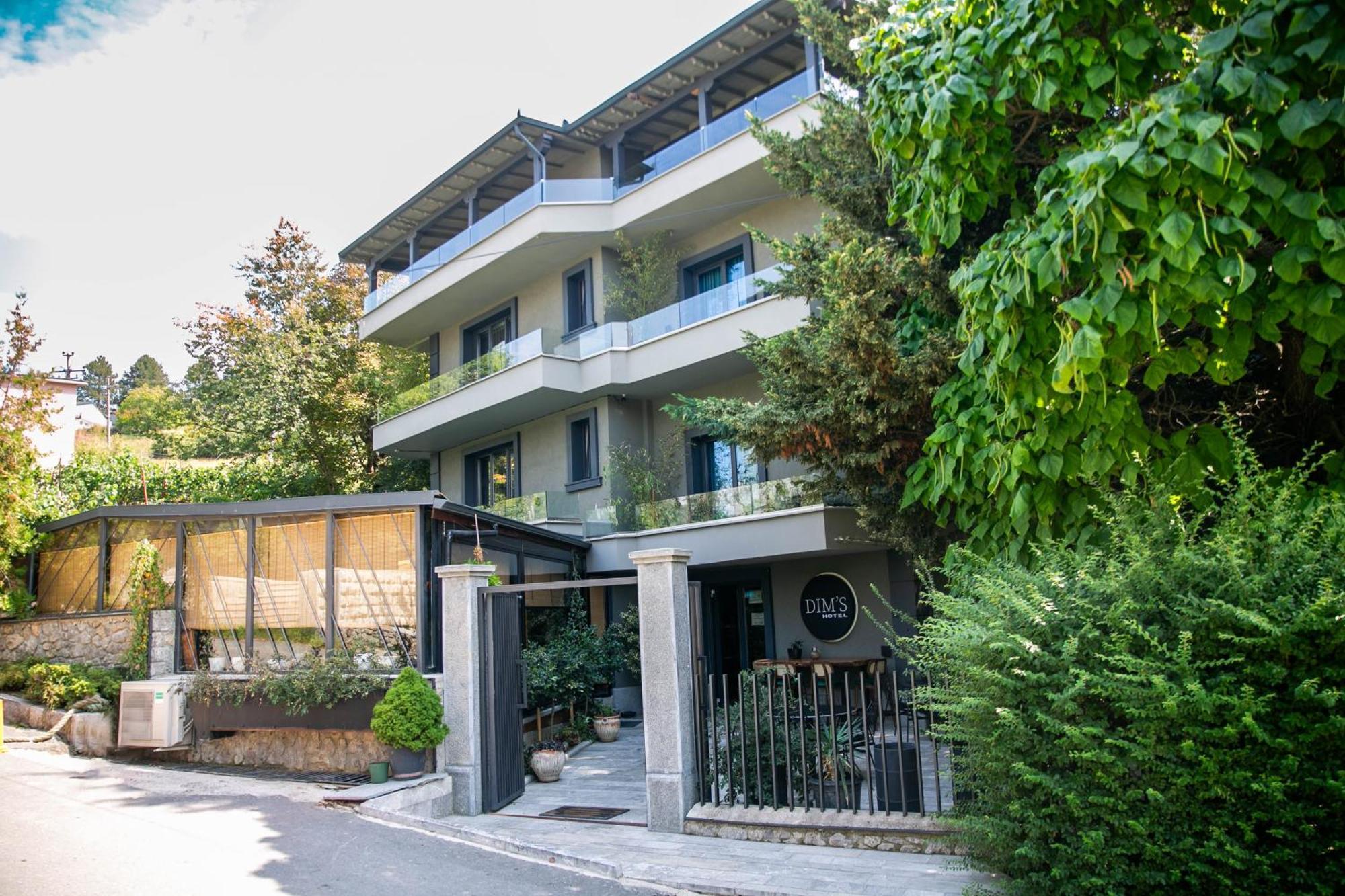 Dim'S Hotel & Restaurant 科尔察 外观 照片